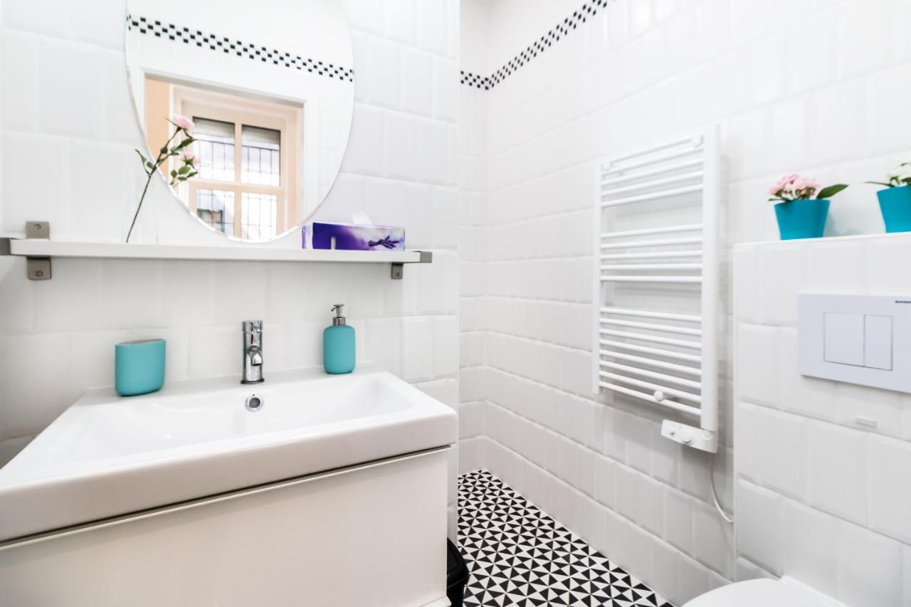 Cosy Studios In The Heart Of The City Budapest Ngoại thất bức ảnh