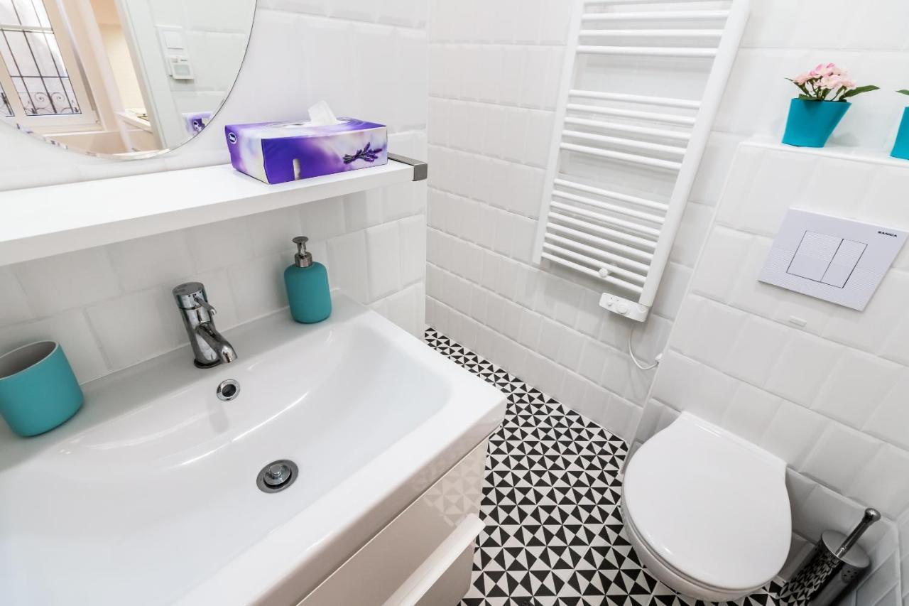 Cosy Studios In The Heart Of The City Budapest Ngoại thất bức ảnh